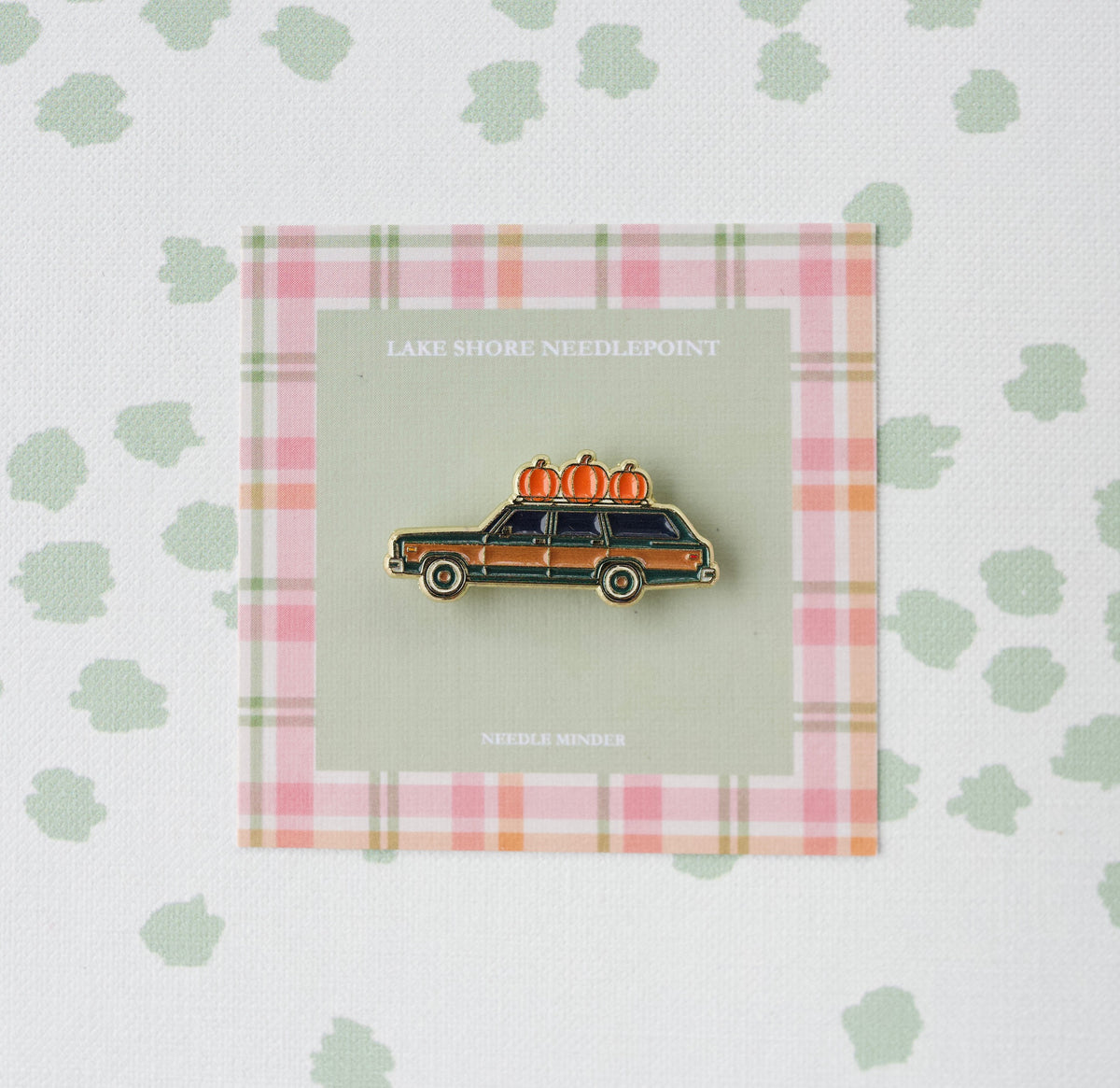 Wholesale Pumpkin Station Wagon Needle Minder