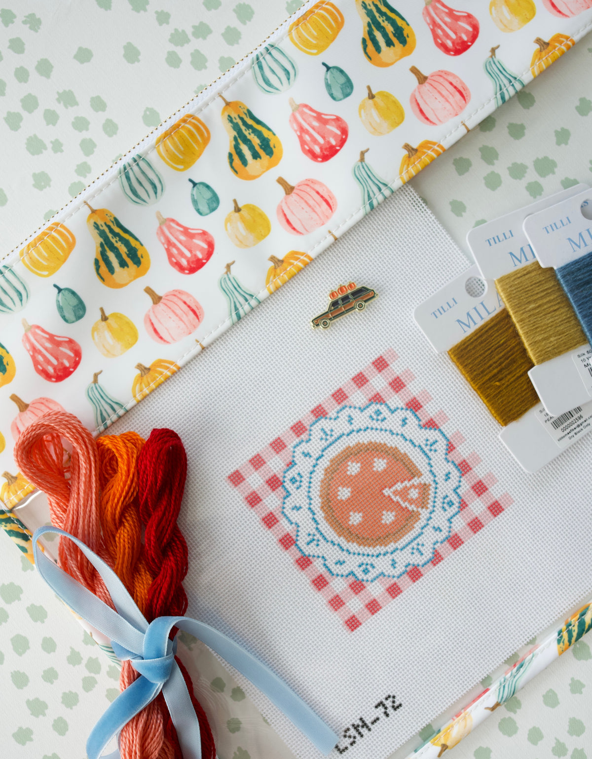 Wholesale Pumpkin Pattern Large Needlepoint Pouch